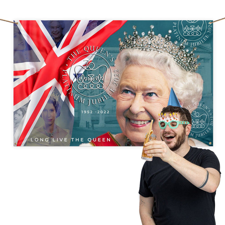 Platinum Jubilee - Queen Smiling Banner - 5ft x 3ft